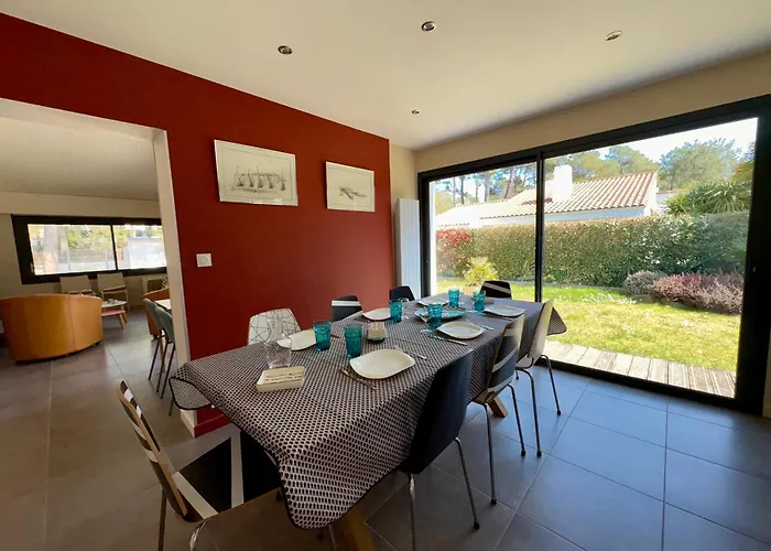 Superbe Maison 4 Chambres, Proche Plage, Au Calme, Avec Wifi - Fr-1-323-375