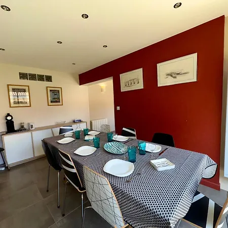 Casa de Férias Superbe Maison 4 Chambres, Proche Plage, Au Calme, Avec Wifi - Fr-1-323-375