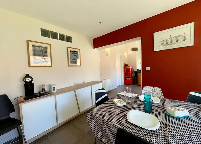 Superbe Maison 4 Chambres, Proche Plage, Au Calme, Avec Wifi - Fr-1-323-375 בית נופש