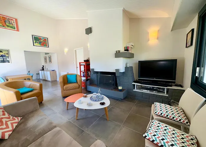 בית נופש Superbe Maison 4 Chambres, Proche Plage, Au Calme, Avec Wifi - Fr-1-323-375